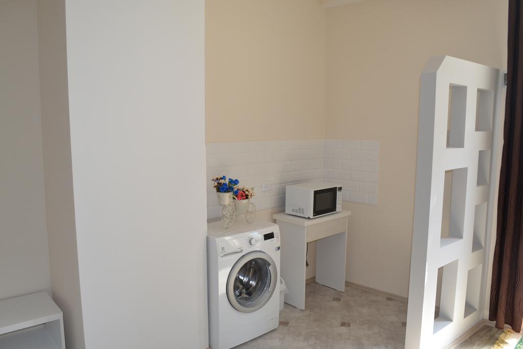 Family Apartment In Avlabari Тбилиси Экстерьер фото